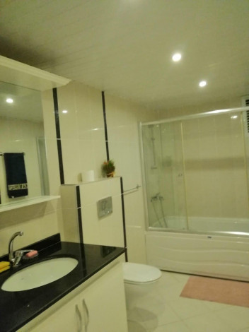 Квартира 3+1 с видом на море в самом центре Махмутлара, 178 м2 - Ракурс 12