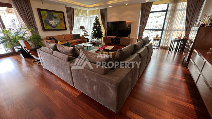 Видовая квартира 4+1 с дизайнерским ремонтом в районе Джикчилли! - Ракурс 32