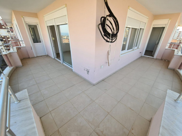 Пентхаус с видом на море планировки 5+1 в центре района Махмутлар, 390 м2 - Ракурс 19