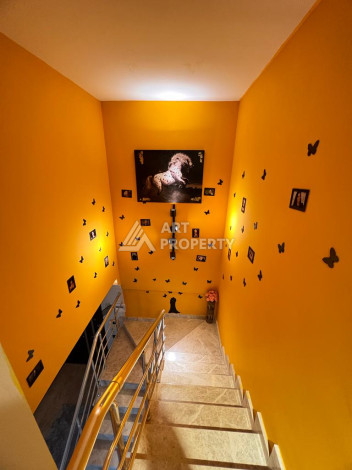 Пентхаус 4+1 с хорошим ремонтом в районе Джикчилли! - Ракурс 6