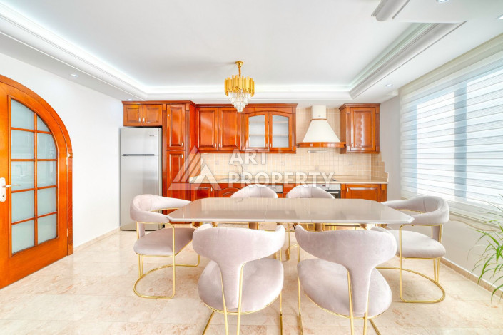 Шикарная квартира 2+1 на первой береговой линии в Махмутлар - Ракурс 5