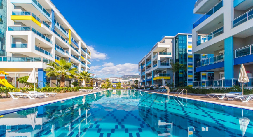 Двухуровневый пентхаус 2+1 с частичным видом на море в районе Кестель, 130м2 - Ракурс 12