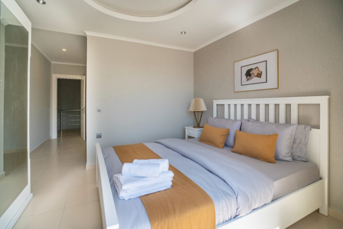 Двухуровневый пентхаус 2+1 с частичным видом на море в районе Кестель, 130м2 - Ракурс 29