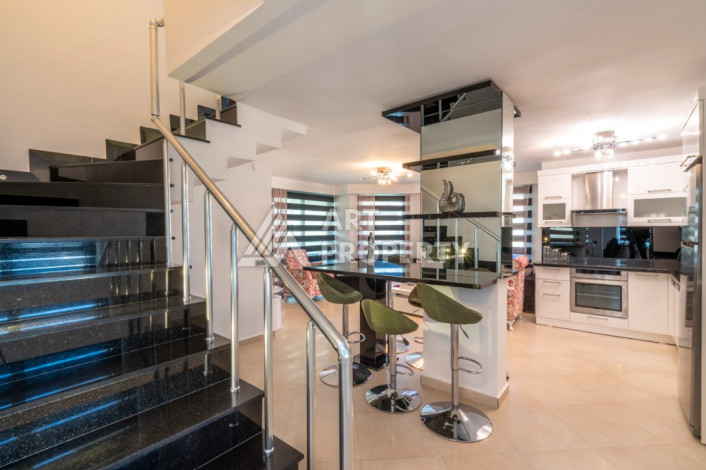 Шикарная квартира 4+1 в открытом районе Оба - Ракурс 11