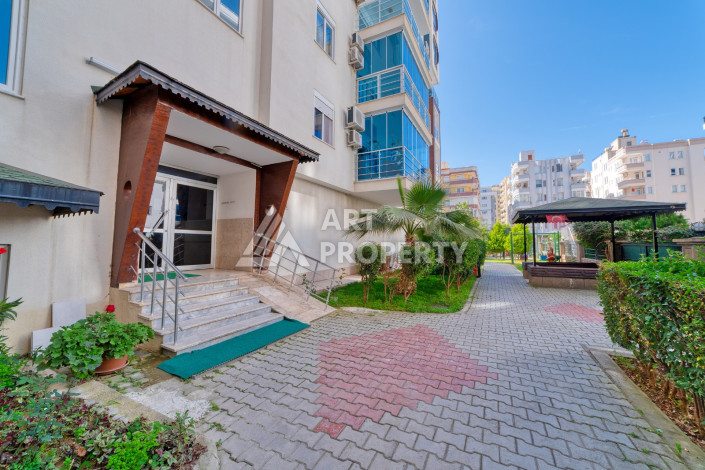 Квартира 1+1 с мебелью и техникой в районе Махмутлар - Ракурс 4