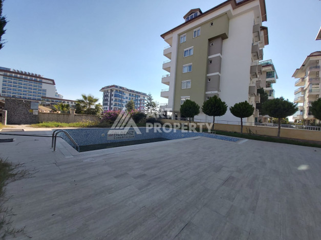 Квартира 5+1 для большой семьи в тихом районе Кестель - Ракурс 4