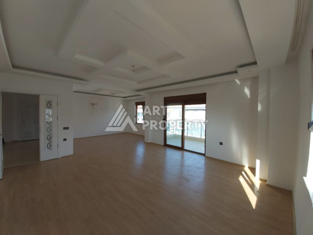 Квартира 5+1 для большой семьи в тихом районе Кестель - Ракурс 16