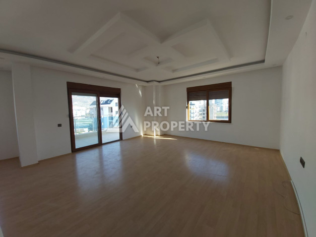 Квартира 5+1 для большой семьи в тихом районе Кестель - Ракурс 20