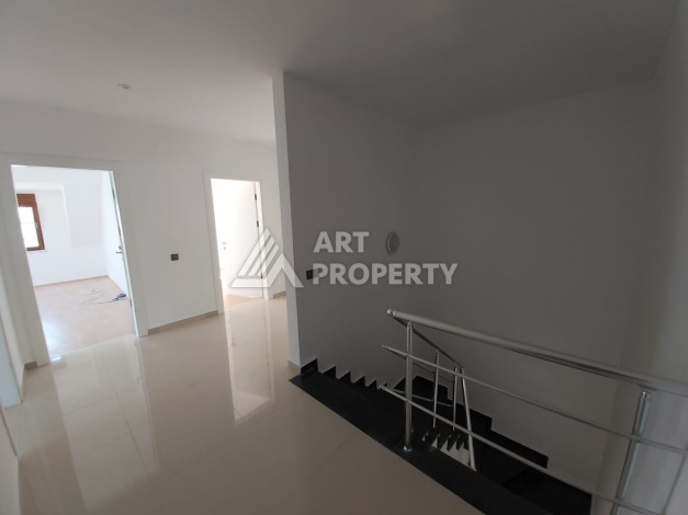 Квартира 5+1 для большой семьи в тихом районе Кестель - Ракурс 23