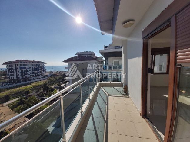 Квартира 5+1 для большой семьи в тихом районе Кестель - Ракурс 24