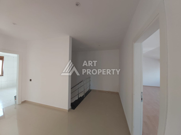 Квартира 5+1 для большой семьи в тихом районе Кестель - Ракурс 35