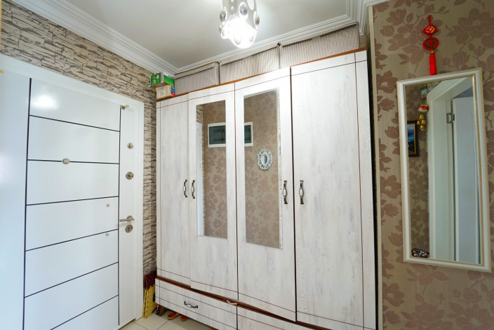 Меблированная трехкомнатная квартира с инфраструктурой в районе Махмутлар, 115 м2 - Ракурс 16