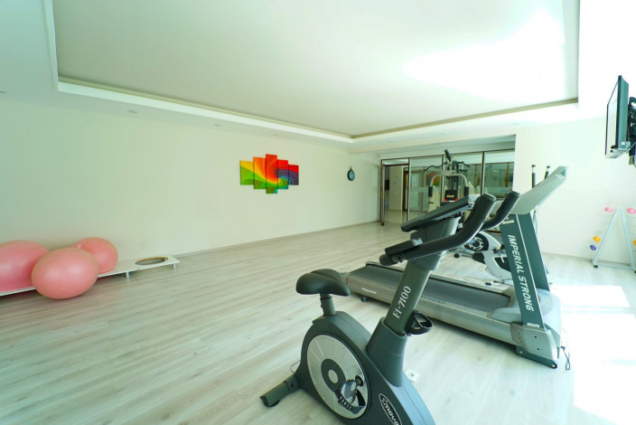 Меблированная трехкомнатная квартира с инфраструктурой в районе Махмутлар, 115 м2 - Ракурс 18