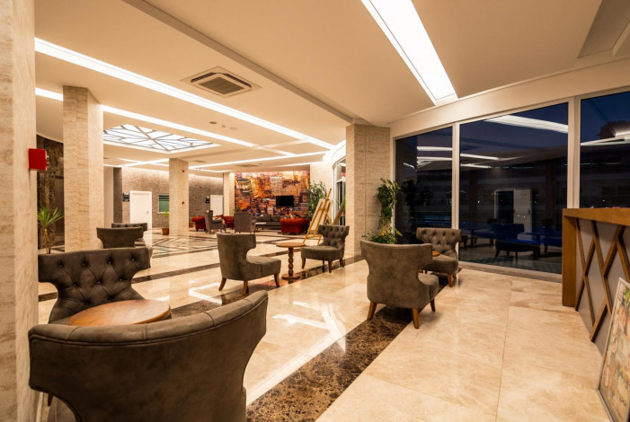 Квартира 1+1 в центральной части Махмутлара в одном из лучших комплексов района, 65 м2 - Ракурс 5