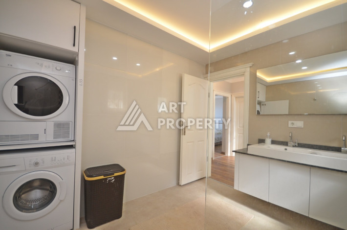 Вилла с невероятно красивой панорамой 3+1 в элитном районе Каргыджак - Ракурс 11