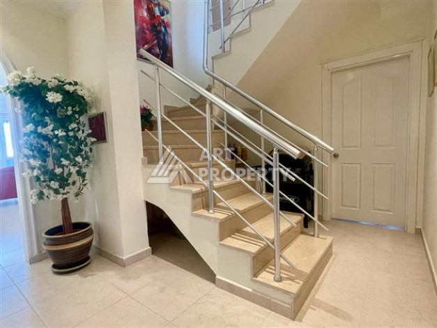 Невероятные апартаменты 4+1 в зеленом районе Тосмур - Ракурс 10