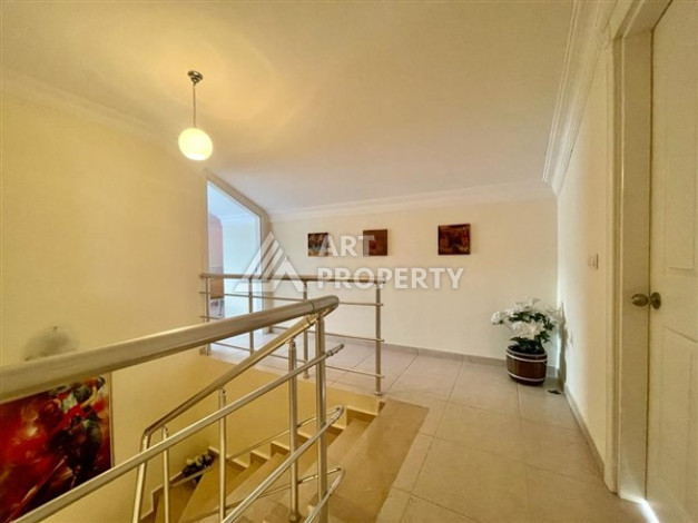 Невероятные апартаменты 4+1 в зеленом районе Тосмур - Ракурс 13