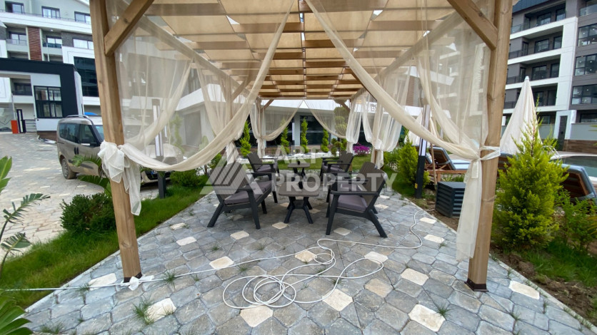 Новые апартаменты 1+1 в ЖК развитого района Оба - Ракурс 17