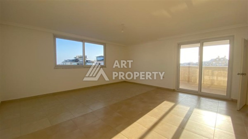 Шикарная квартира с планировкой 4+2 в центре Аланьи - Ракурс 13