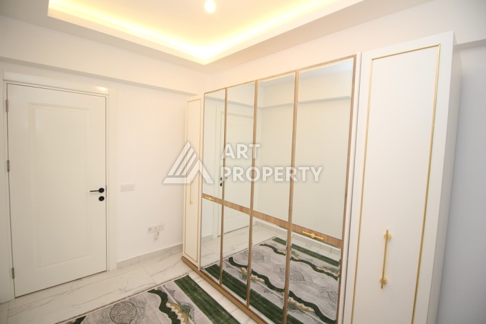 Квартира 3+1 в новым ремонтом, мебелью и техникой в центре Алании - Ракурс 10