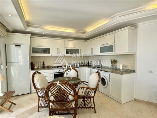 Светлая квартира 2+1 в стильном комплексе в центре Алании - Ракурс 2