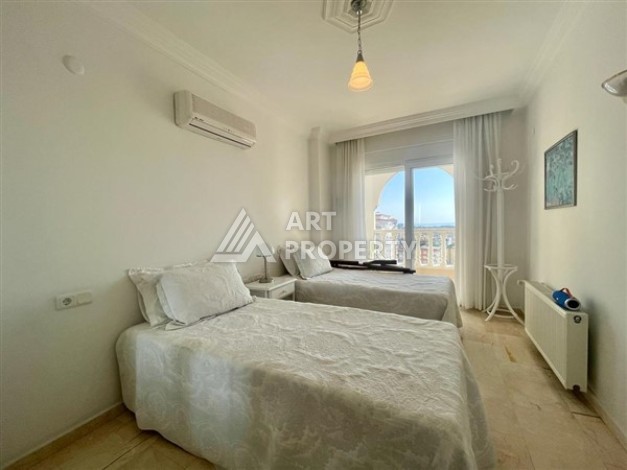 Светлая квартира 2+1 в стильном комплексе в центре Алании - Ракурс 10