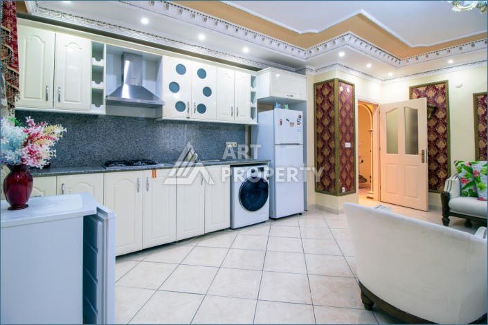 Меблированные апартаменты 2+1 в оживленном районе Махмутлар - Ракурс 7