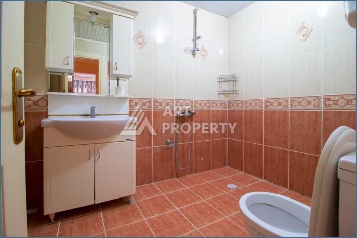 Меблированные апартаменты 2+1 в оживленном районе Махмутлар - Ракурс 9