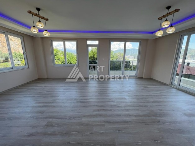 Квартира с большой планировкой 3+1 в развивающемся районе Демирташ - Ракурс 13