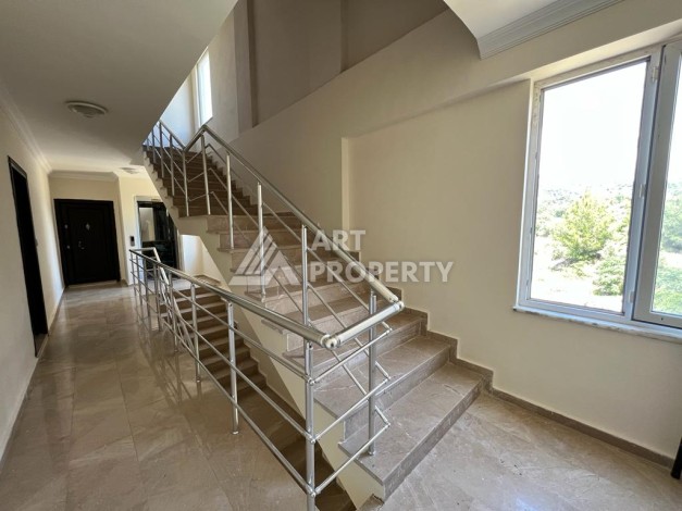 Квартира с большой планировкой 3+1 в развивающемся районе Демирташ - Ракурс 19