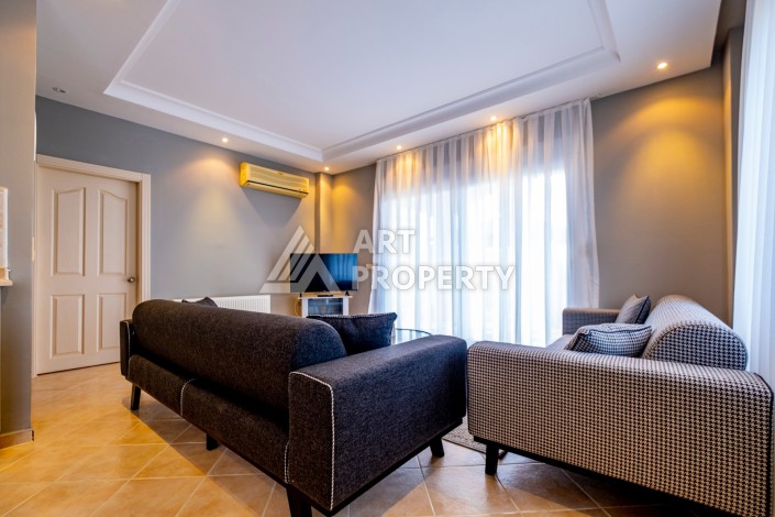 Вилла 2+1 с большим садом в элитном районе Каргыджак - Ракурс 4