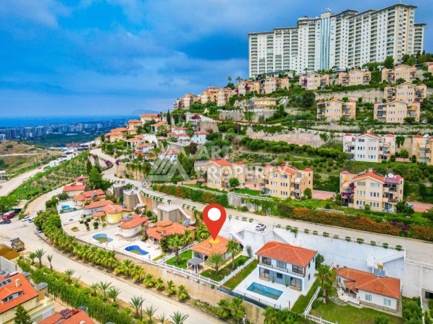 Вилла 2+1 с большим садом в элитном районе Каргыджак - Ракурс 25