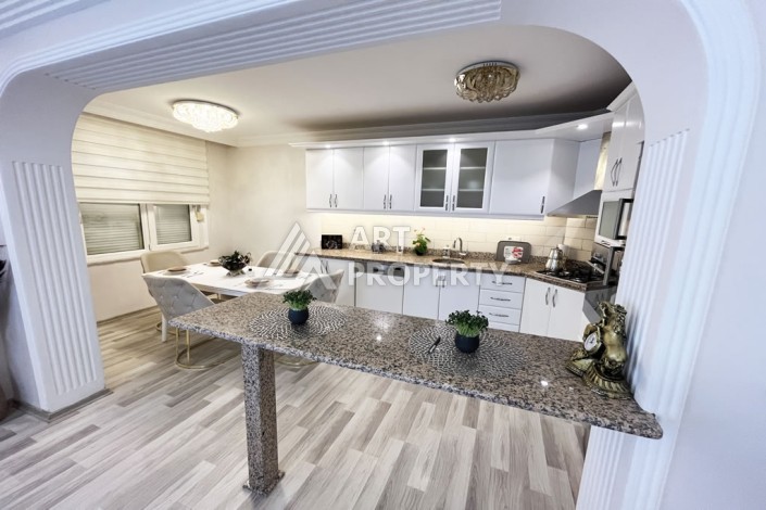 Просторная квартира 3+1 с мебелью в Махмутлар - Ракурс 7