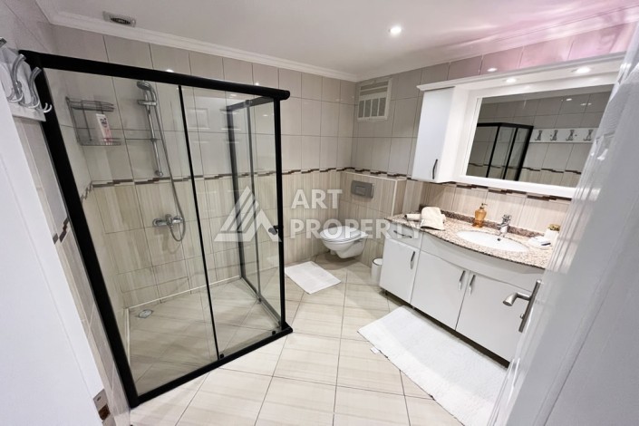 Просторная квартира 3+1 с мебелью в Махмутлар - Ракурс 14