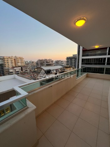 Комфортная квартира 1+1 в комфортном для жизне комплексе в районе Махмутлар - Ракурс 9