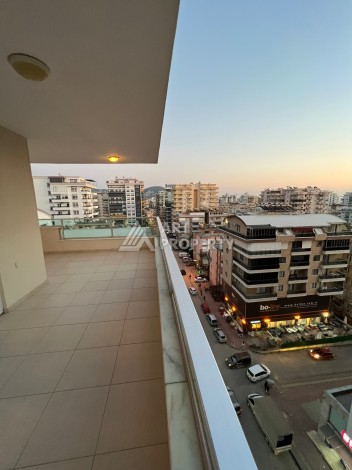 Комфортная квартира 1+1 в комфортном для жизне комплексе в районе Махмутлар - Ракурс 16