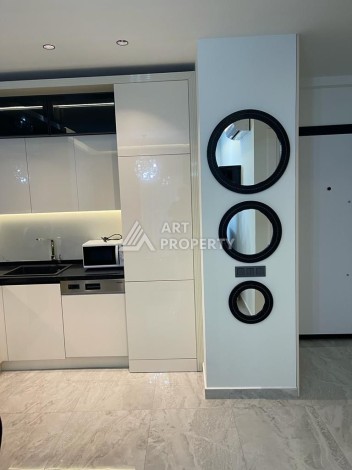 Квартира 1+1 с мебелью и техникой в центре Аланьи - Ракурс 2