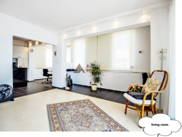 Квартира 3+1 с отдельной кухнейна первой линии от моря, в районе Тосмур, 155 м2 - Ракурс 6