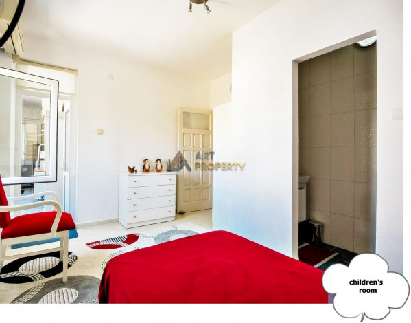 Квартира 3+1 с отдельной кухнейна первой линии от моря, в районе Тосмур, 155 м2 - Ракурс 8