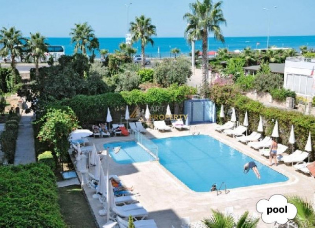 Квартира 3+1 с отдельной кухнейна первой линии от моря, в районе Тосмур, 155 м2 - Ракурс 24