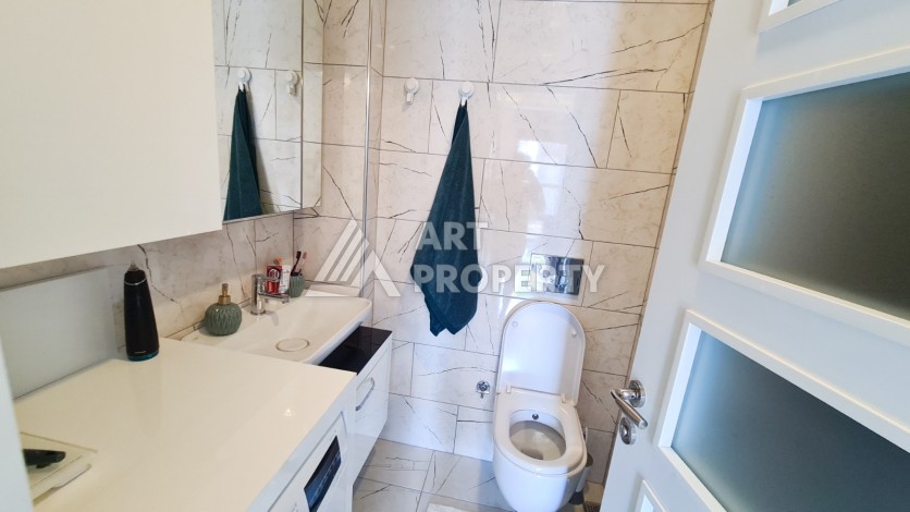 Квартира 2+1 с мебелью и частичным видом на море в Кестеле! - Ракурс 8