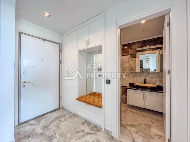 Квартира 1+1 с прямым видом на море в районе Каргыджак! - Ракурс 11