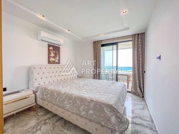 Квартира 1+1 с прямым видом на море в районе Каргыджак! - Ракурс 15