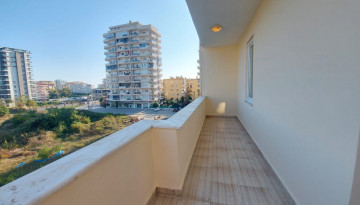 Трехкомнатная квартира в Махмутларе,в 450 метрах от Средиземного моря, 105 м2 - Ракурс 7