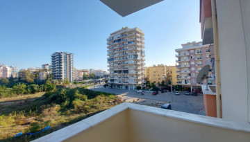 Трехкомнатная квартира в Махмутларе,в 450 метрах от Средиземного моря, 105 м2 - Ракурс 14