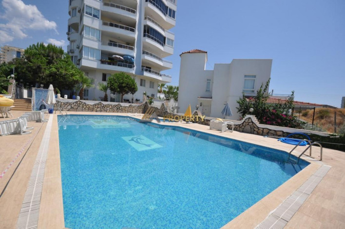 Трехкомнатная квартира с видом на Средиземное море в районе Махмутлар, 120 м2 - Ракурс 5