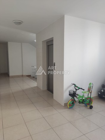 Просторная 1+1 с большой планировкой в комплексе бизнес класса в развитом районе Махмутлар - Ракурс 15