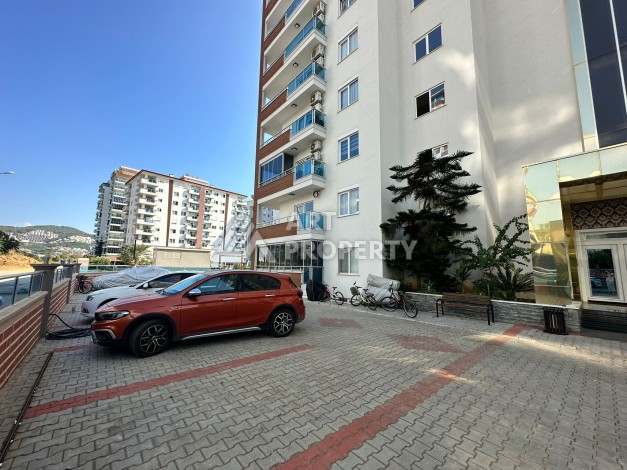 Просторная 1+1 с большой планировкой в комплексе бизнес класса в развитом районе Махмутлар - Ракурс 25