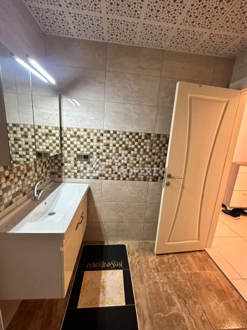 Просторная 1+1 с большой планировкой в комплексе бизнес класса в развитом районе Махмутлар - Ракурс 43