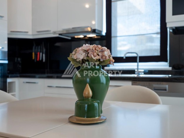 Роскошные апартаменты 2+1 в престижном комплексе самого развитого района Алании Оба. - Ракурс 3